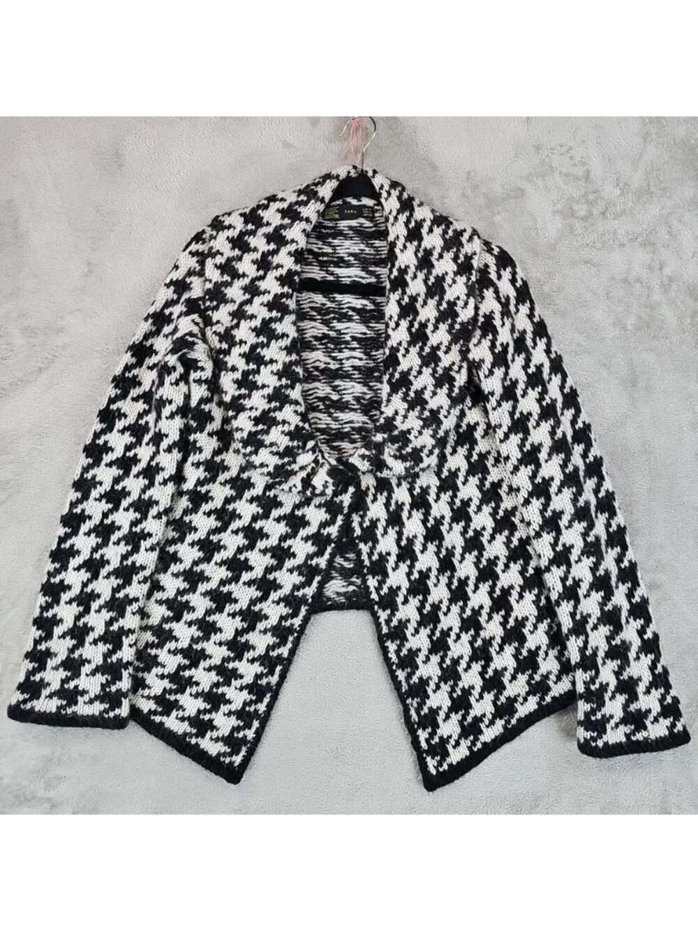 Zara Cardigan Sweater Womens Medium Black White Check Collared Knit Snap Front